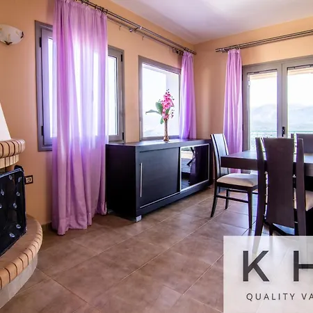 Sofia's Grand View Maisonette Near Argostoli! Χελμάτα